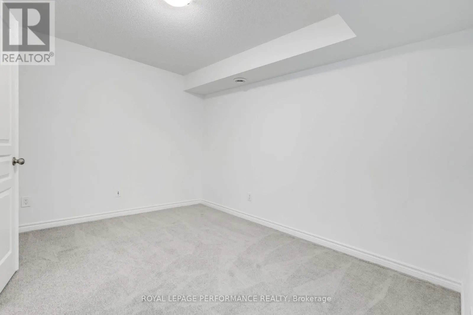 53 - 121 POPLIN STREET