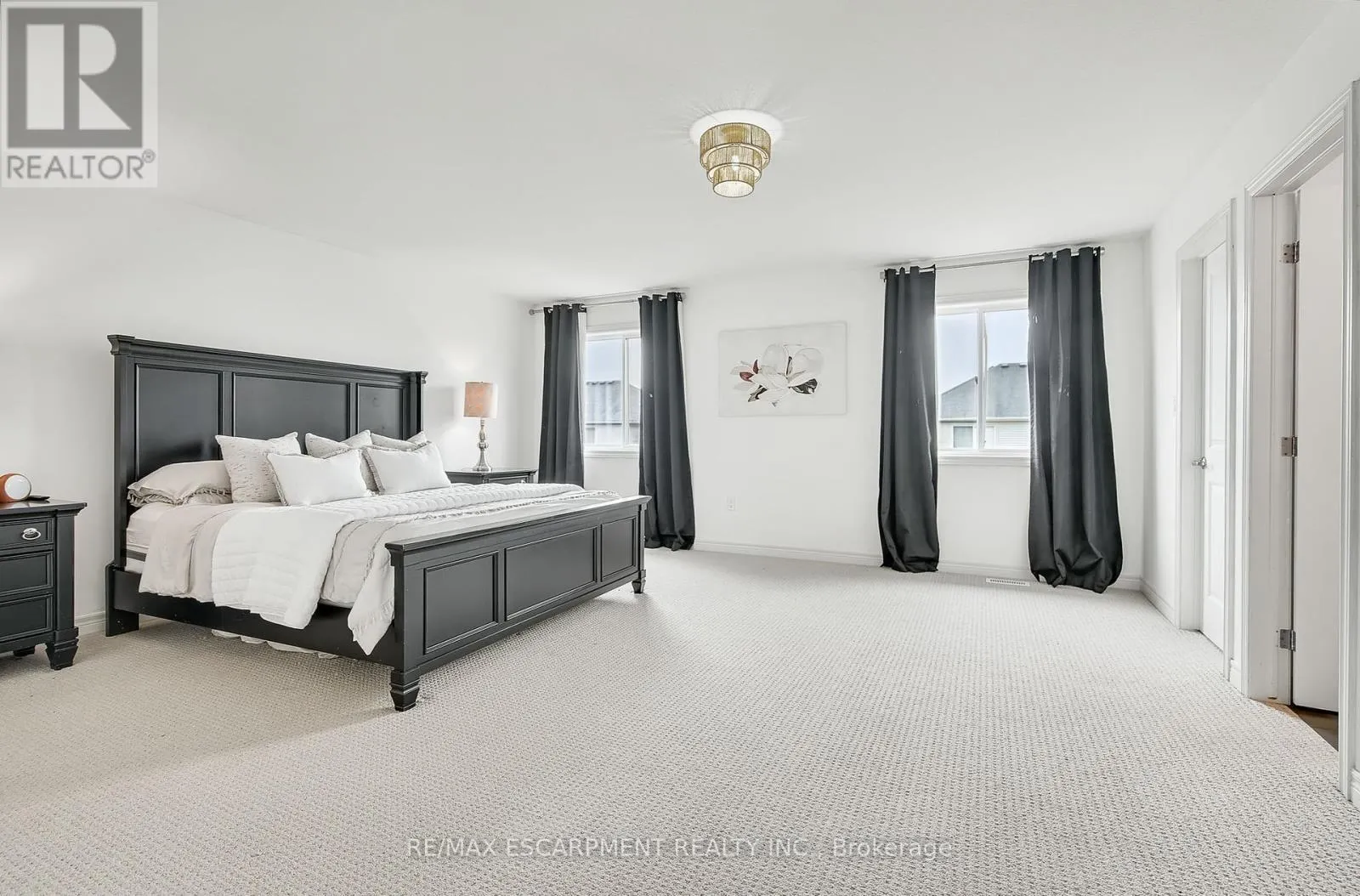 4884 ALLAN COURT