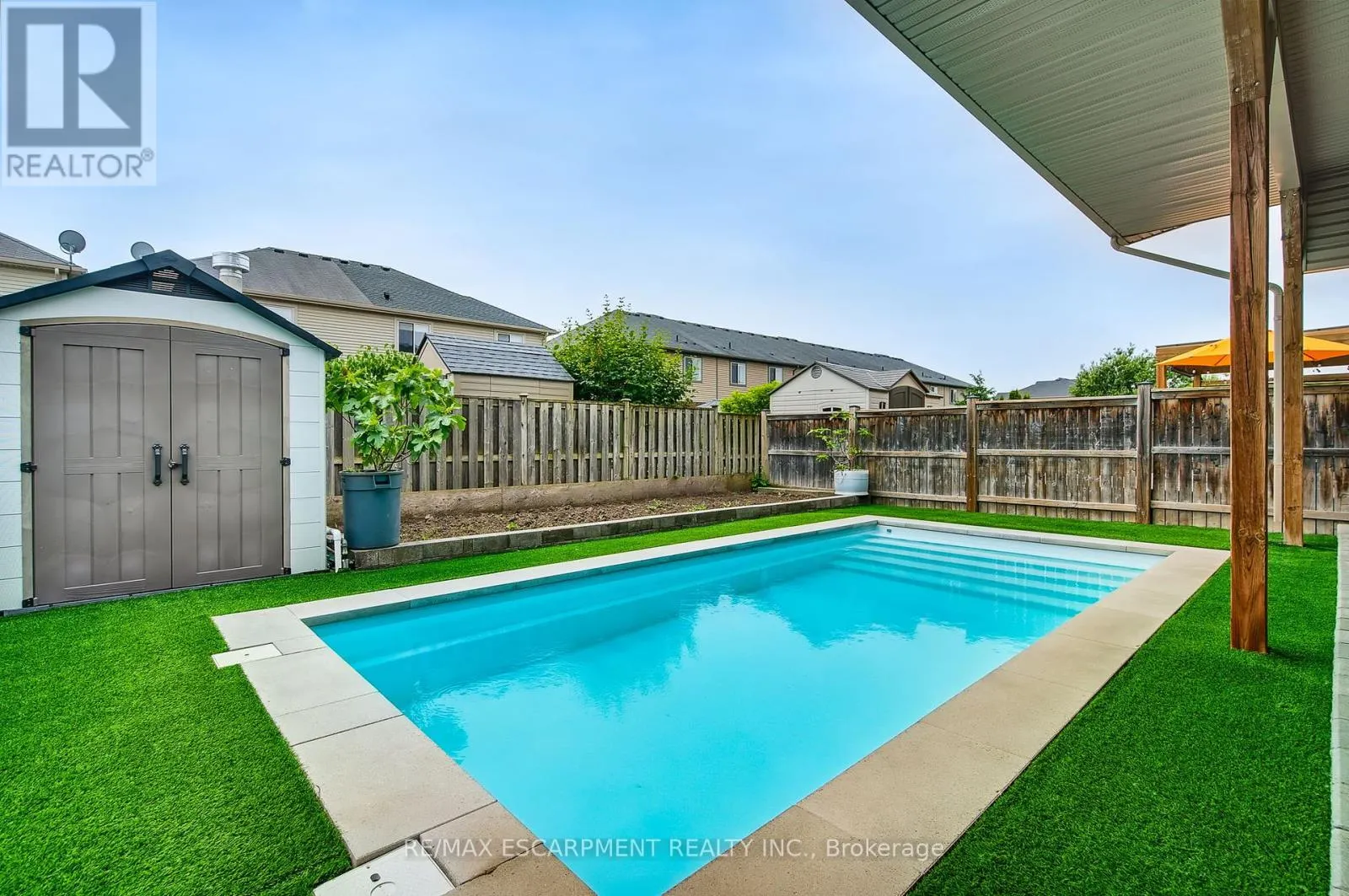 4884 ALLAN COURT