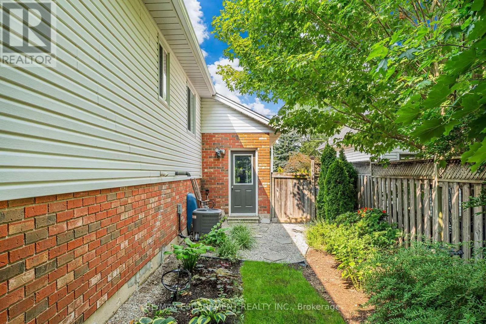 2461 SHURIE ROAD