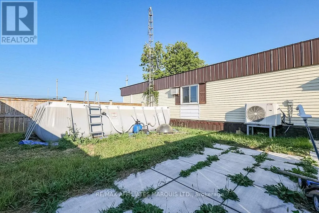 3813 JOANN STREET