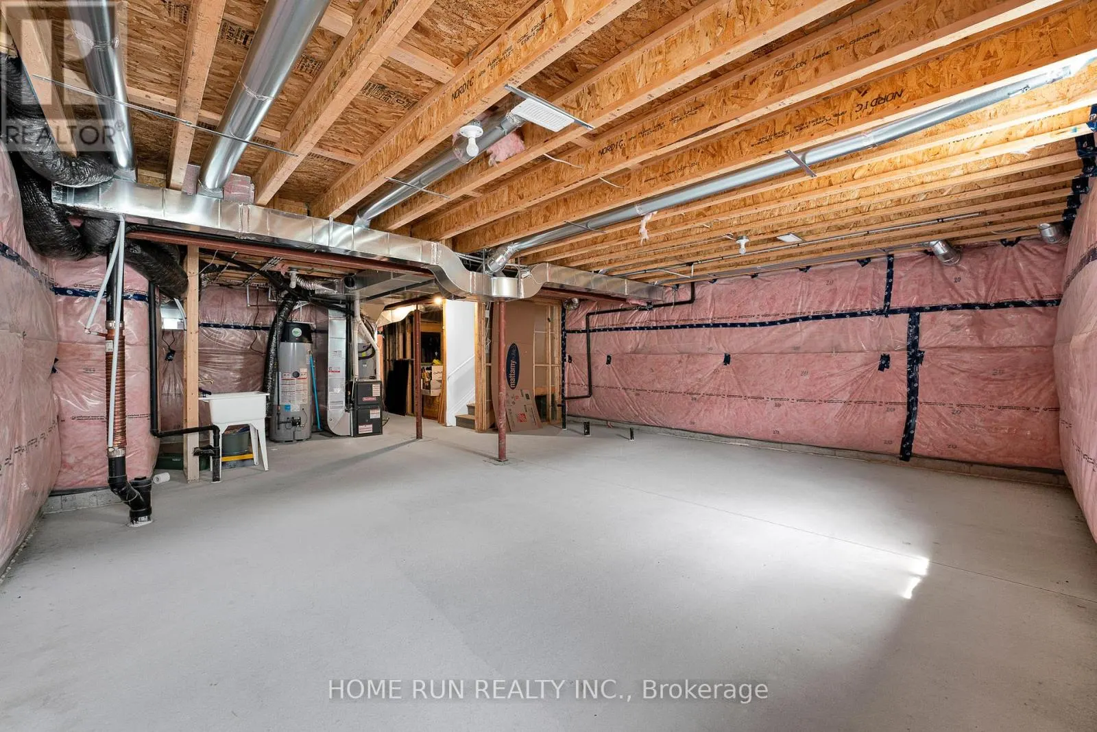 127 UNITY PLACE