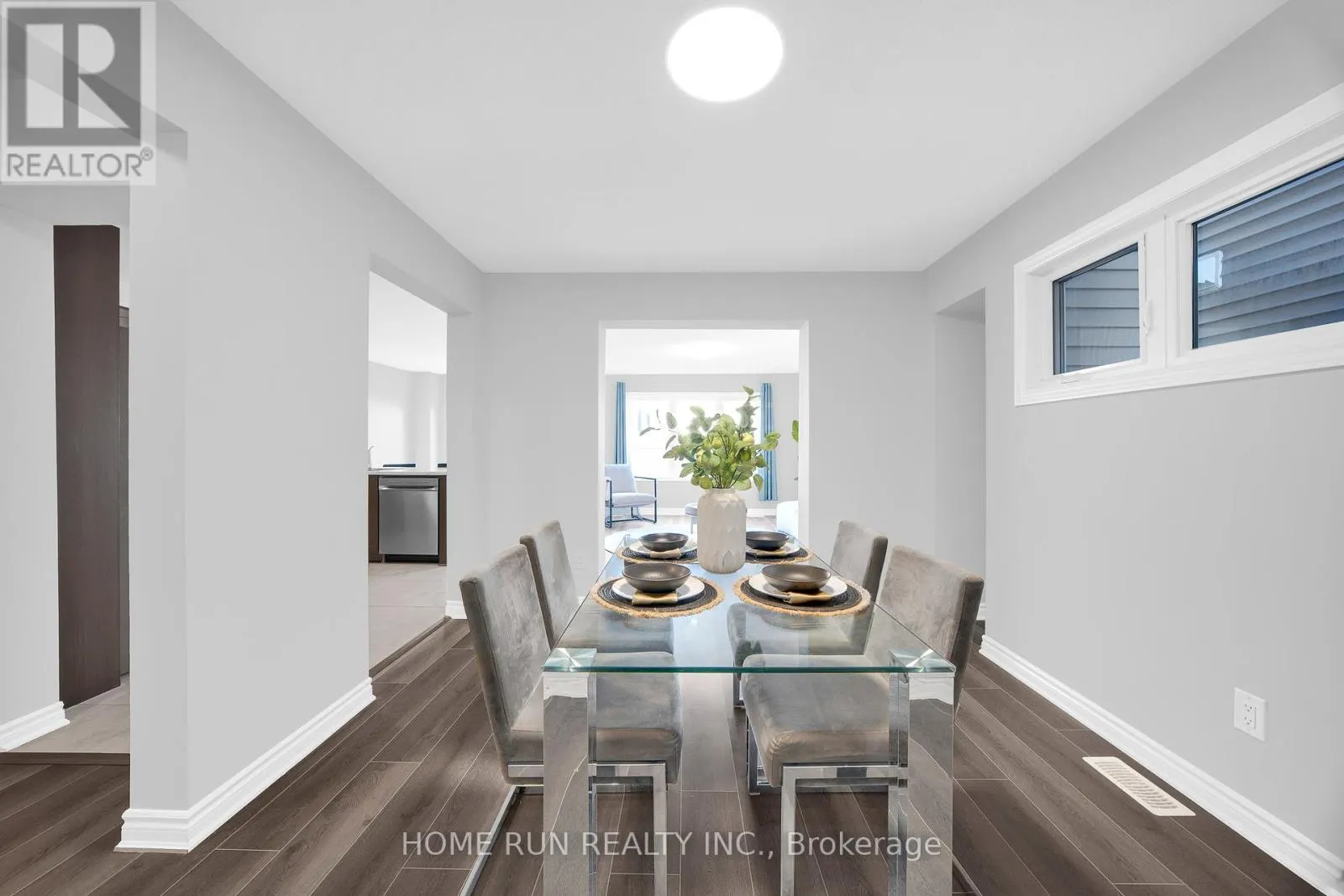 127 UNITY PLACE