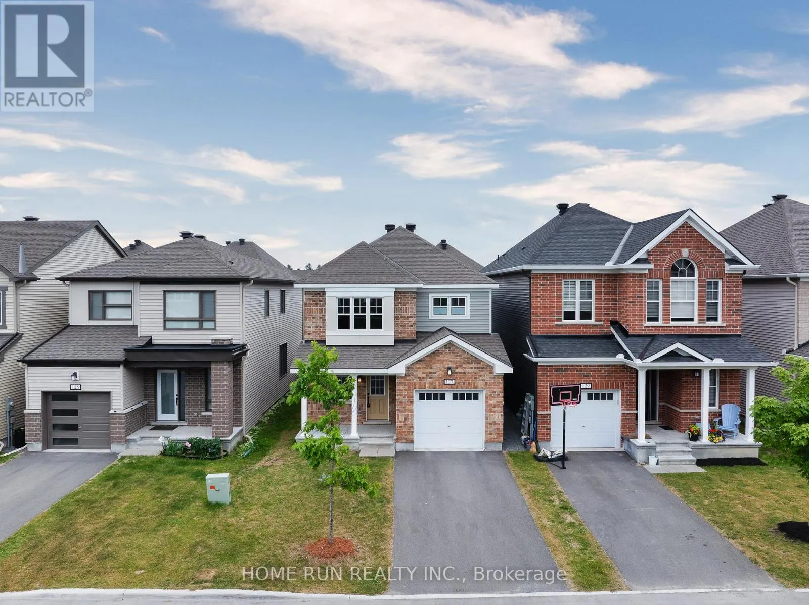 127 UNITY PLACE