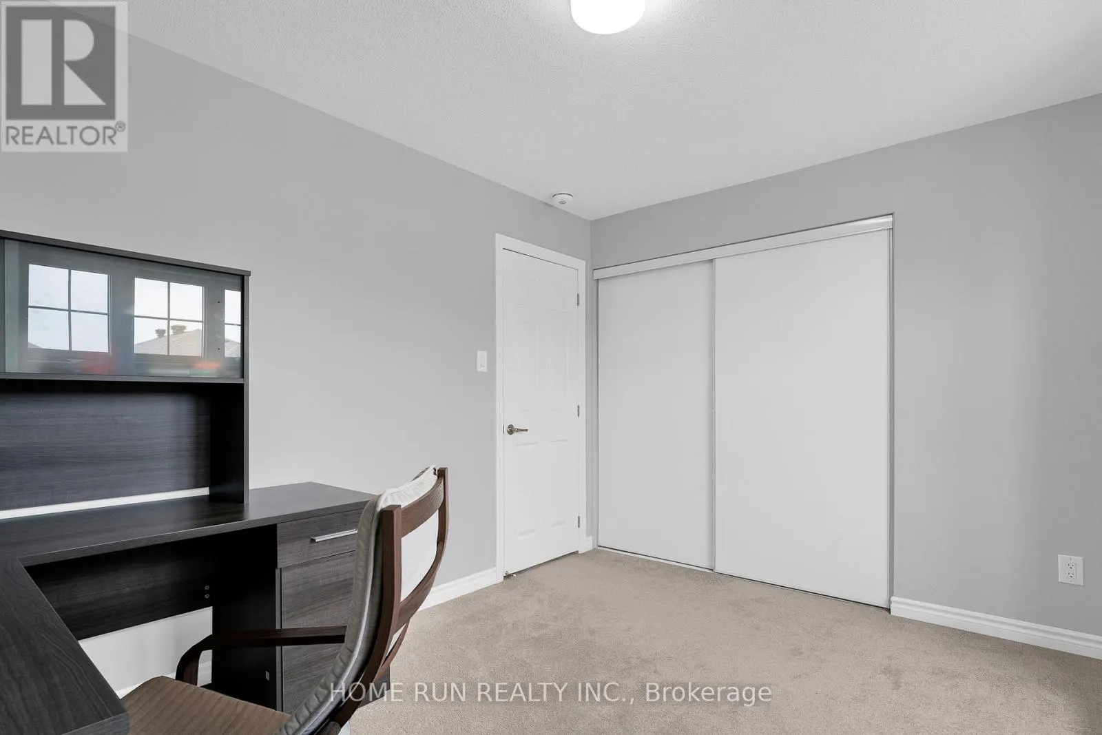 127 UNITY PLACE