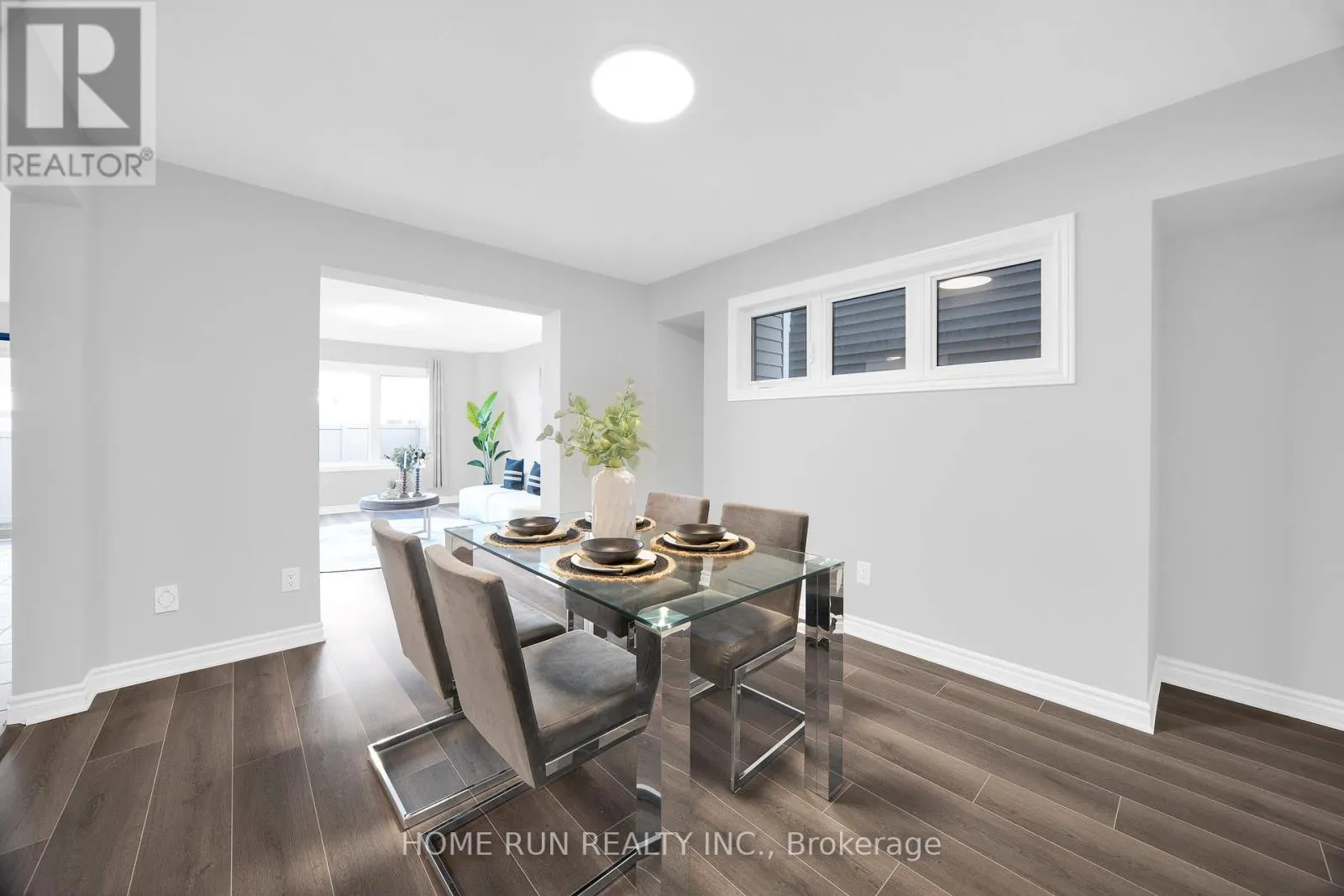 127 UNITY PLACE
