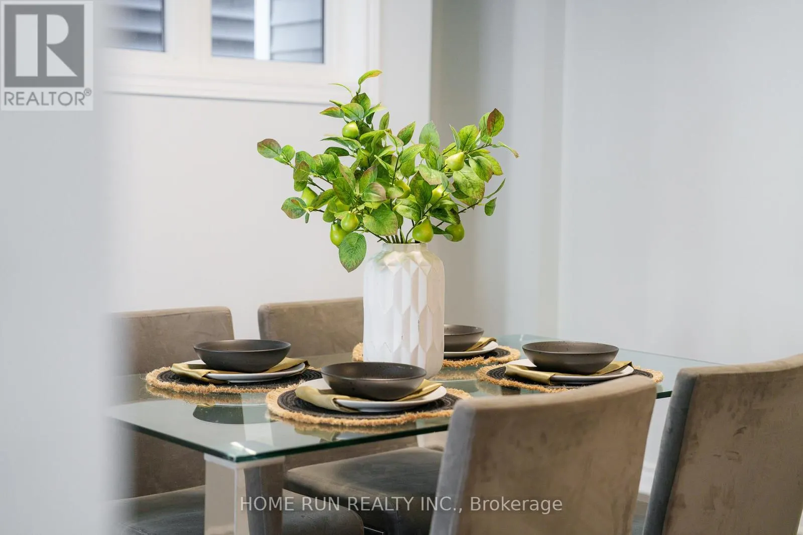 127 UNITY PLACE