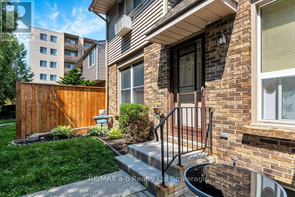 19-1 LAMERS COURT