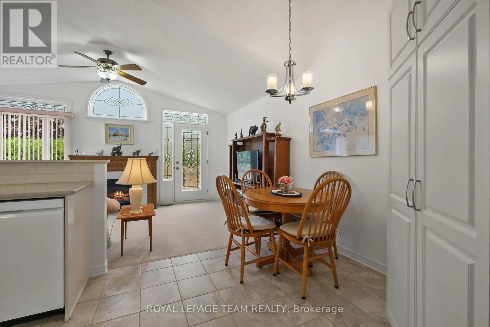 20 PEREGRINE CRESCENT