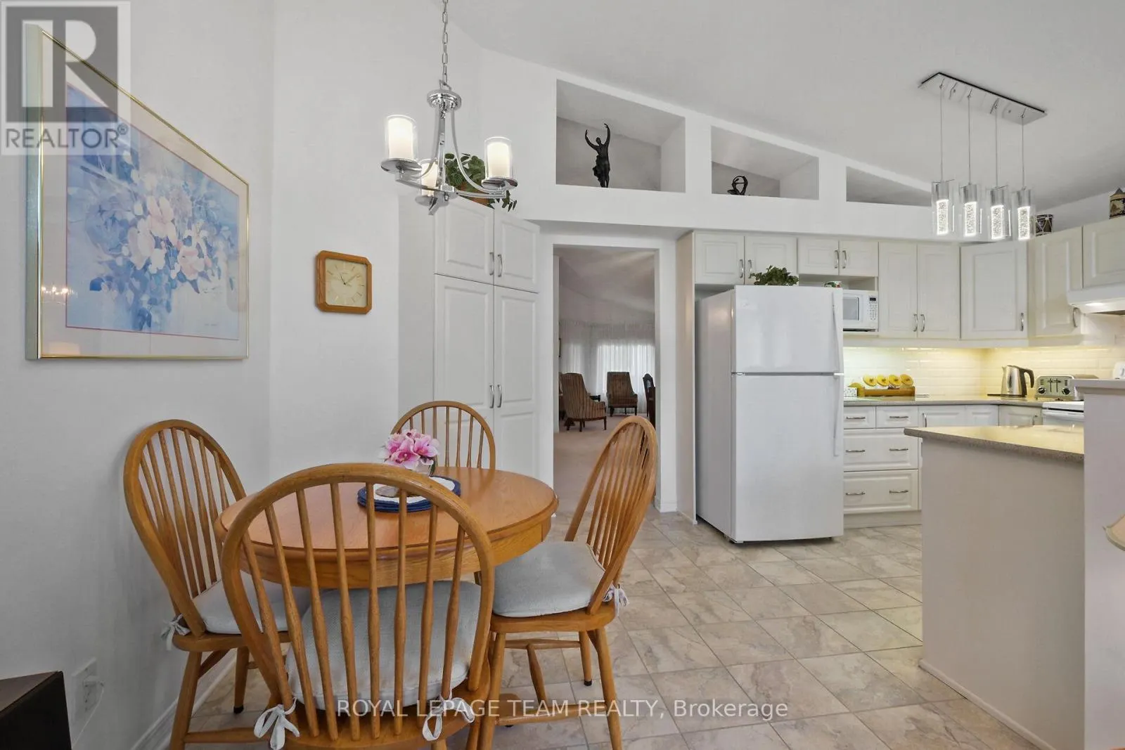 20 PEREGRINE CRESCENT
