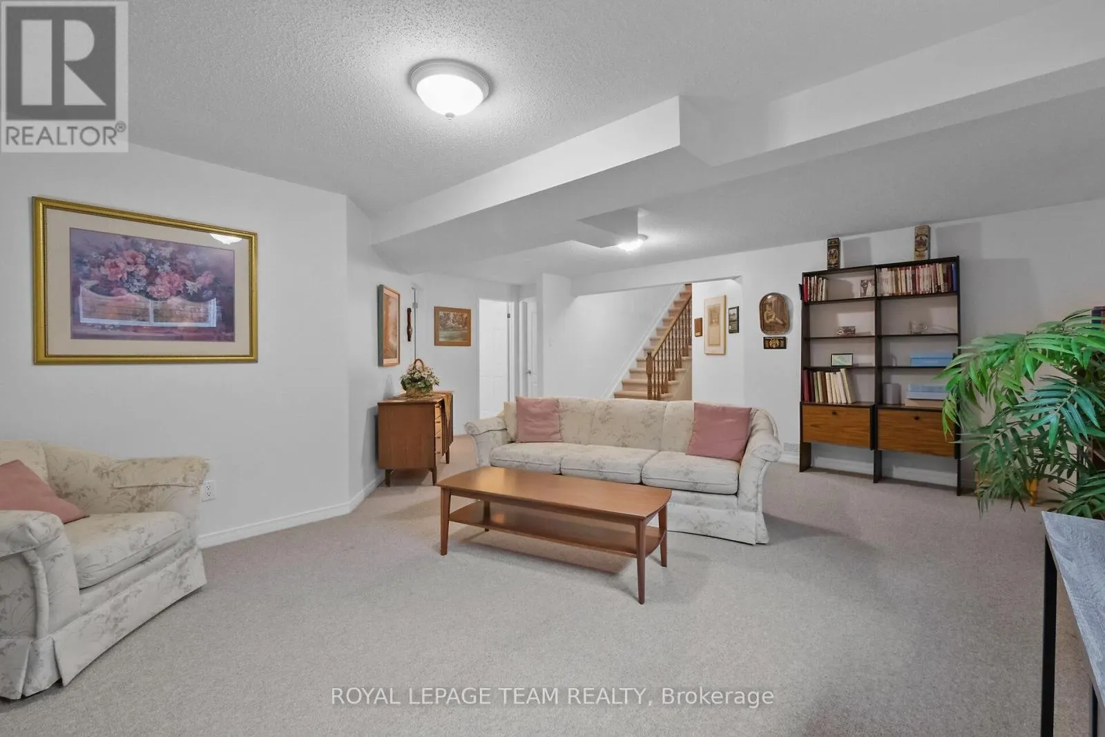 20 PEREGRINE CRESCENT