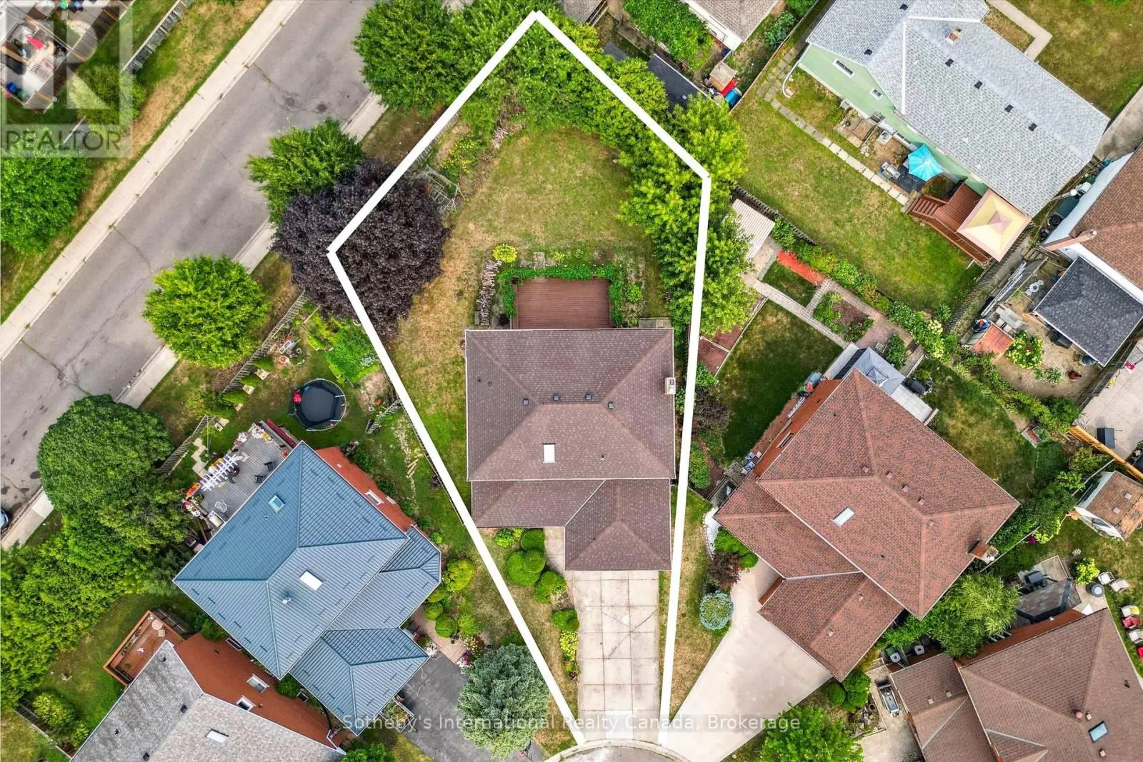 6 WINDSTAR PLACE