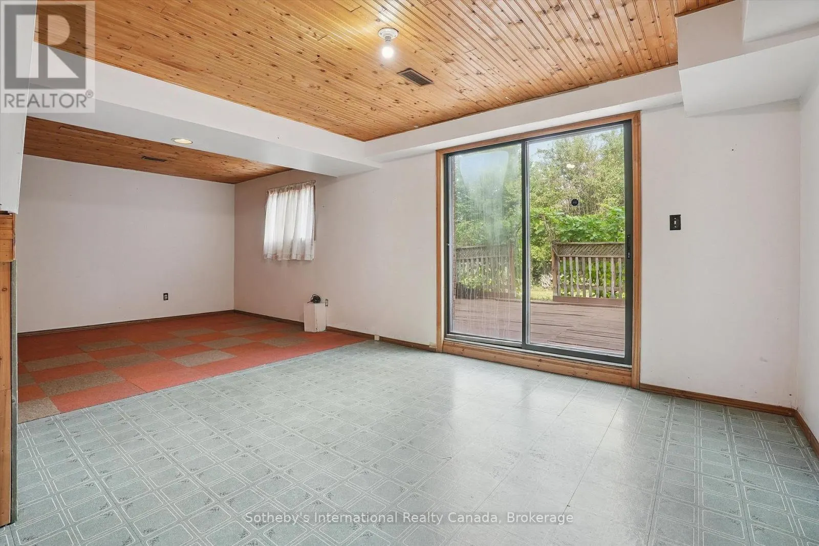 6 WINDSTAR PLACE
