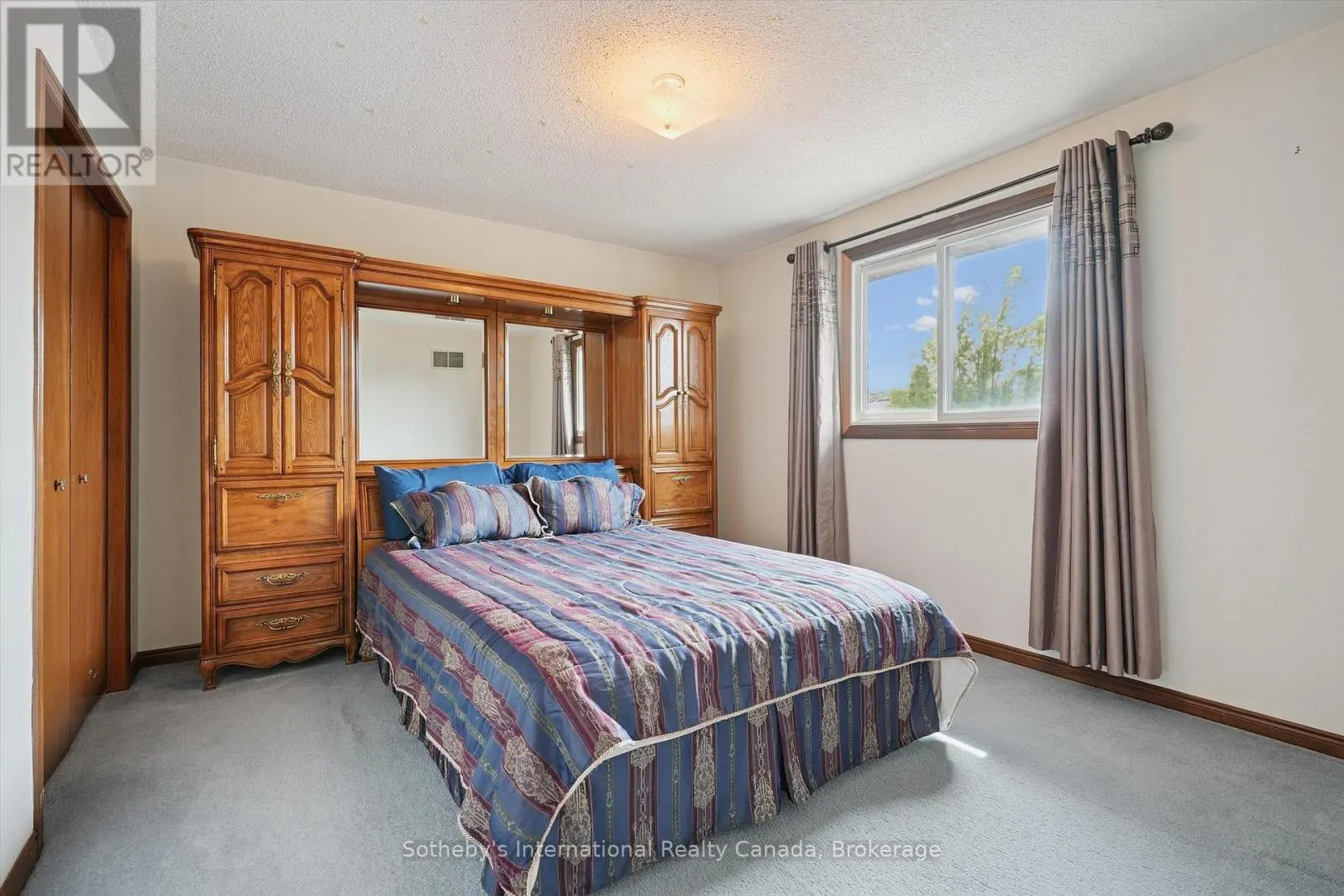 6 WINDSTAR PLACE