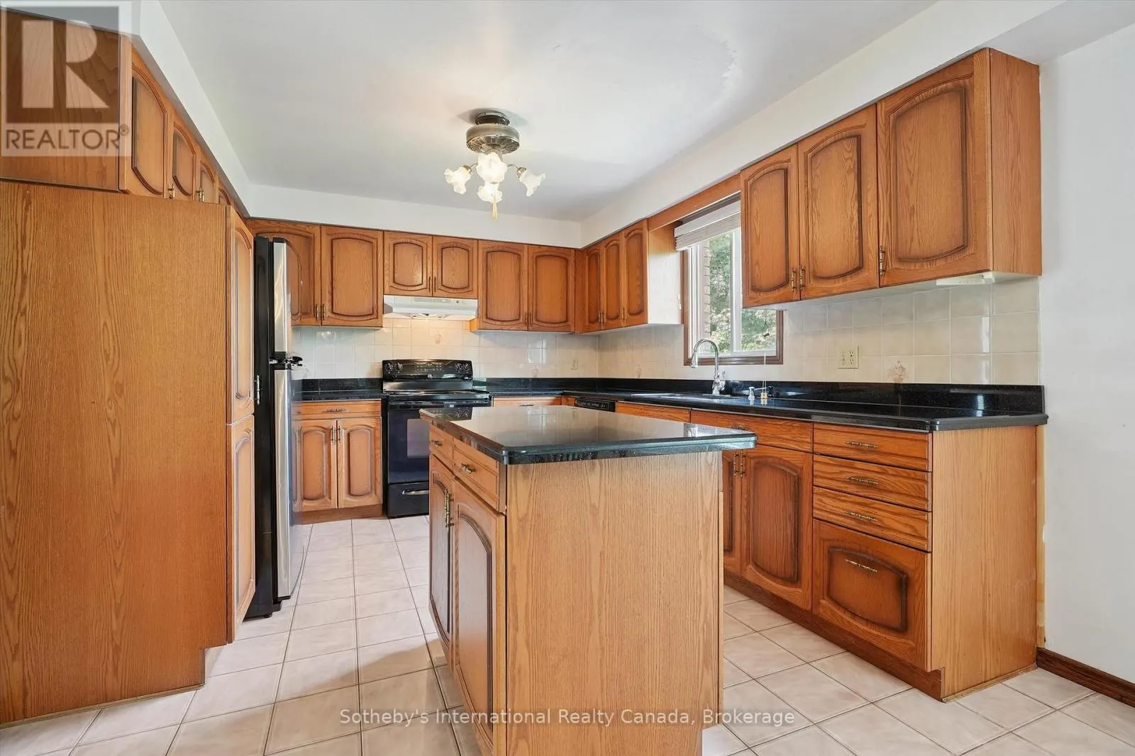 6 WINDSTAR PLACE