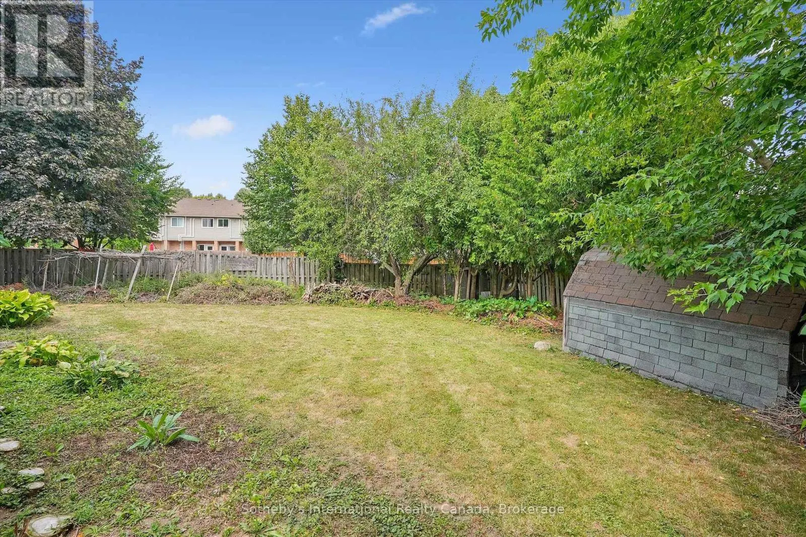 6 WINDSTAR PLACE