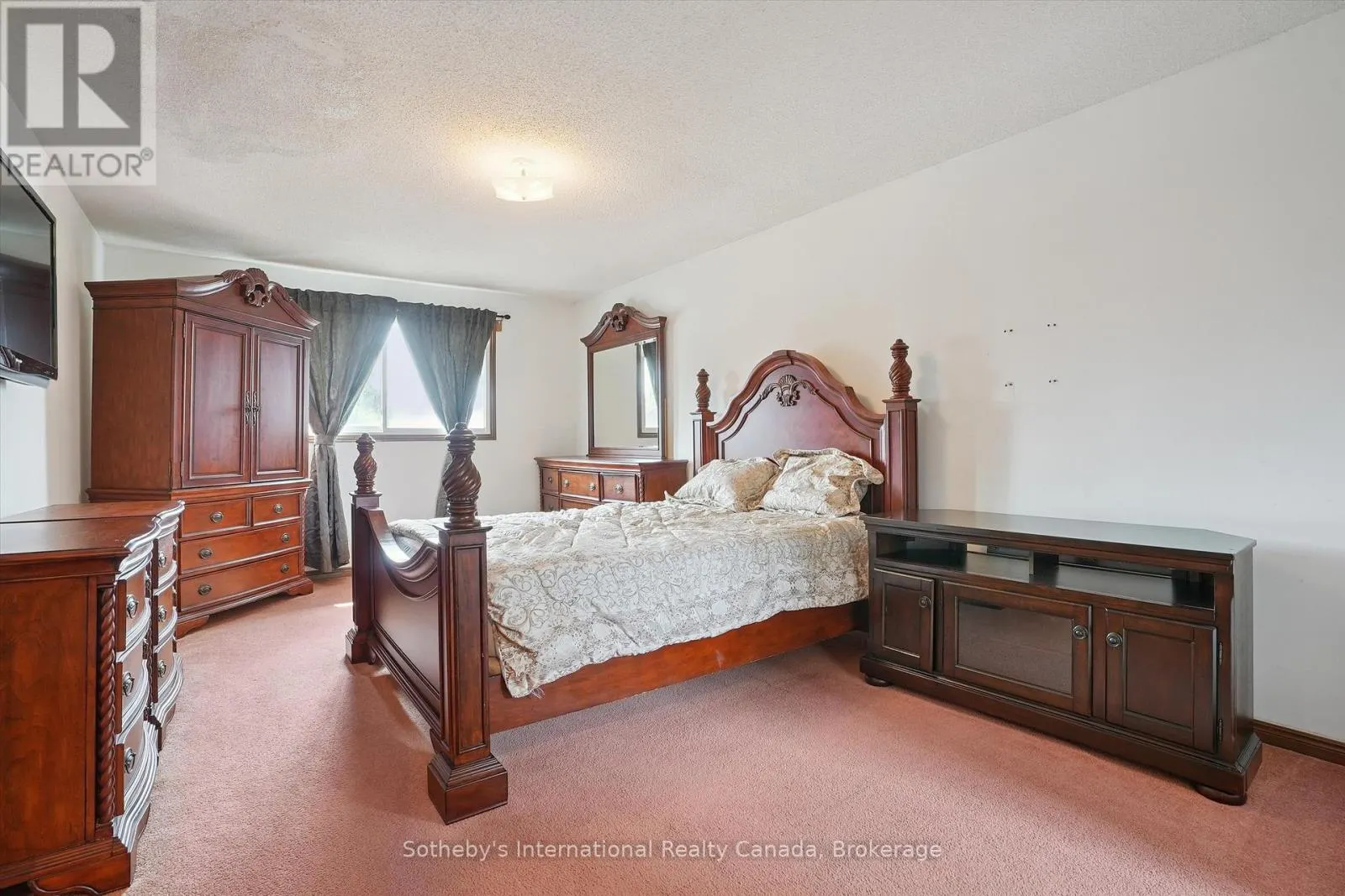 6 WINDSTAR PLACE
