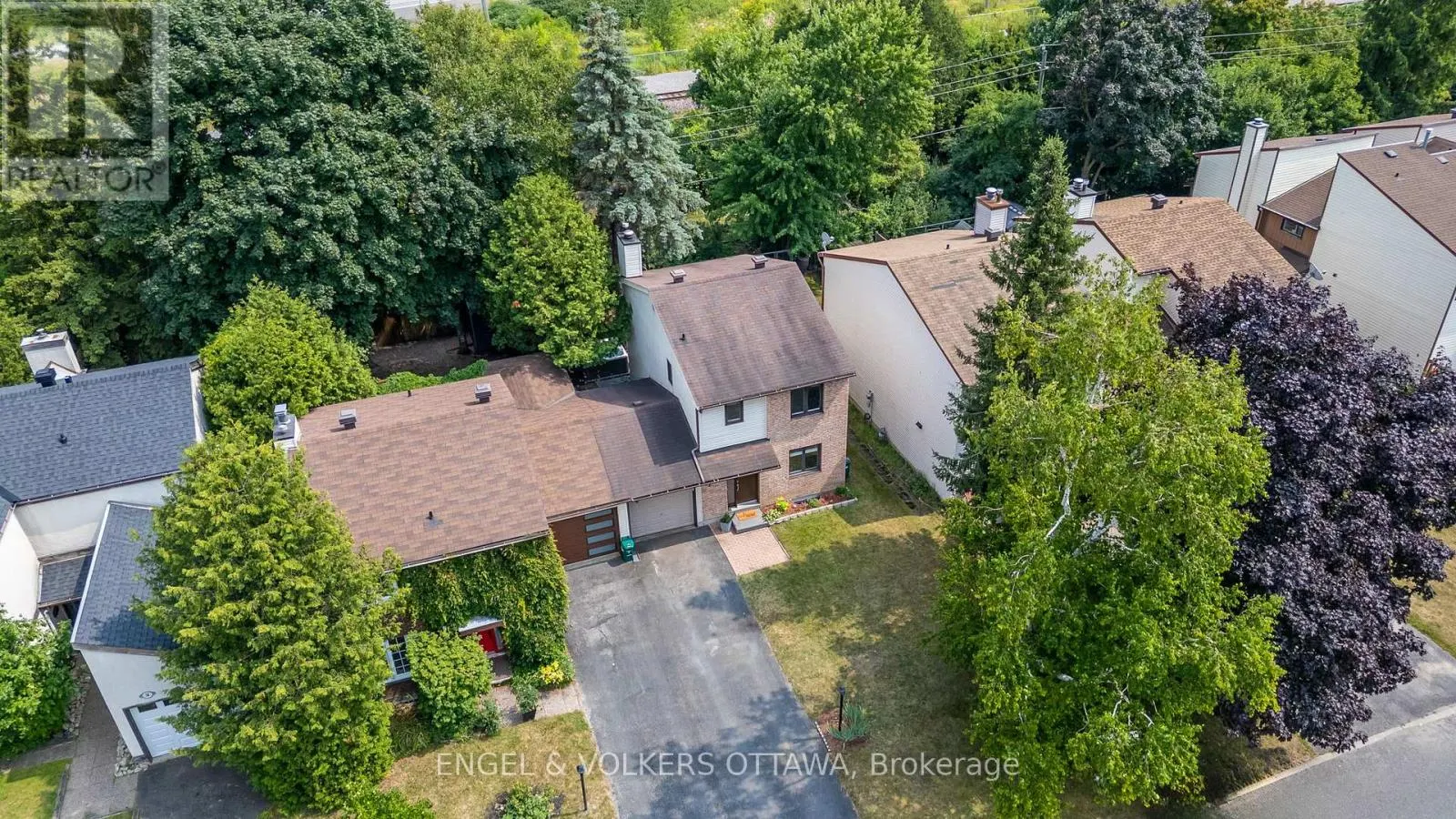42 HENFIELD AVENUE