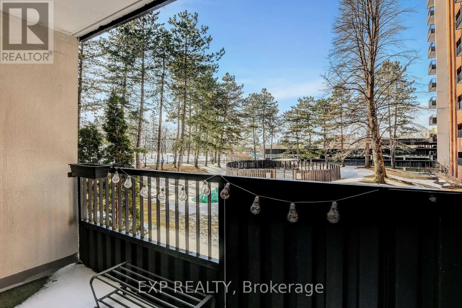 211 - 2951 RIVERSIDE DRIVE