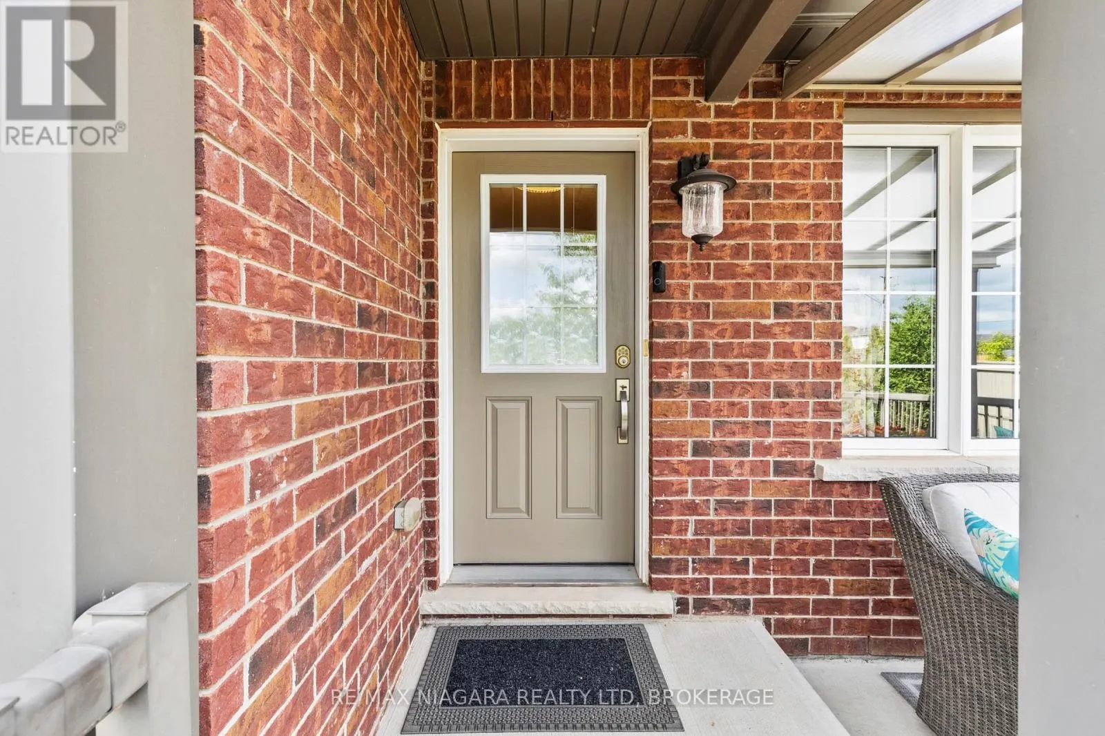 78 FALCON DRIVE