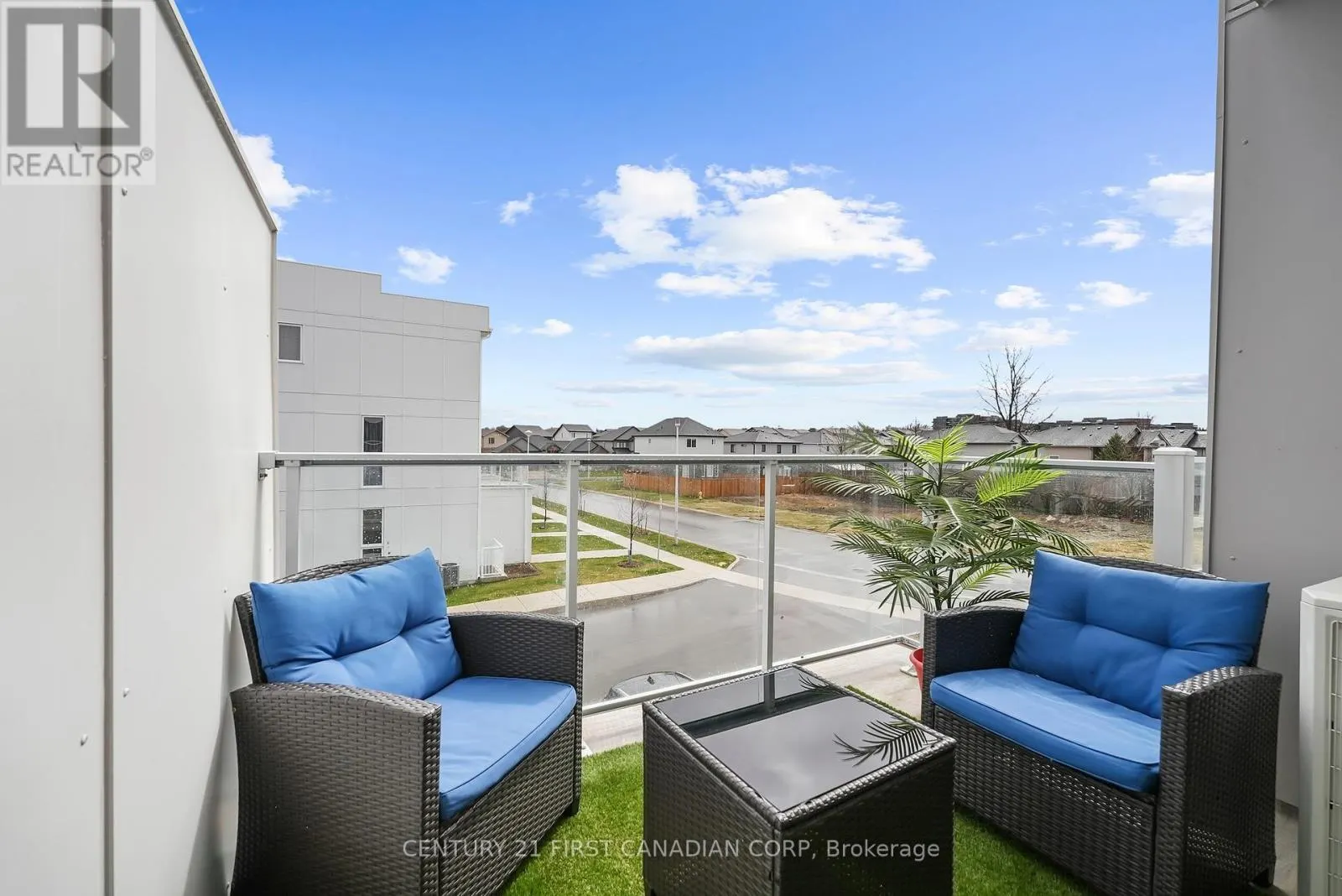 95-234 EDGEVALLEY ROAD N
