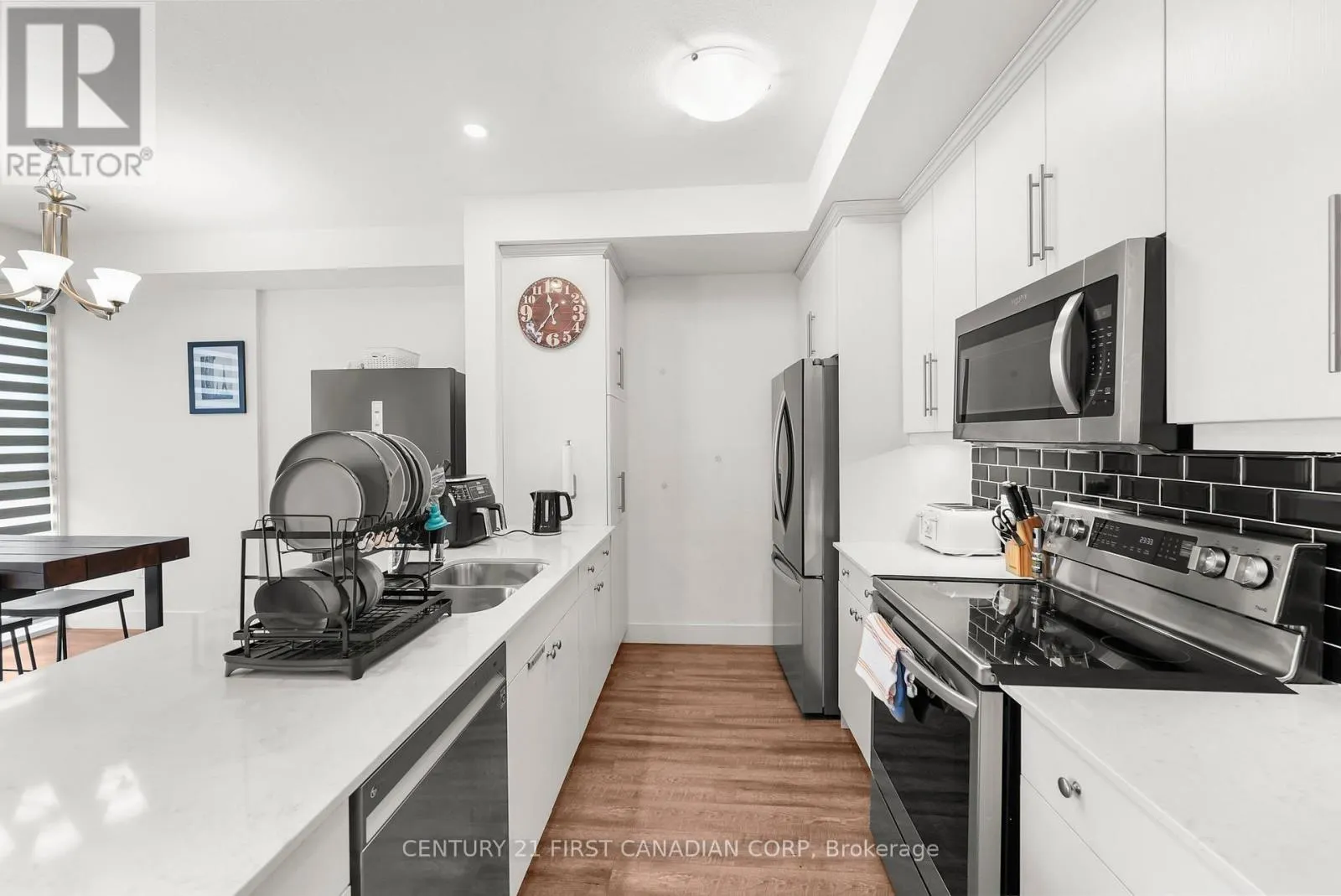 95-234 EDGEVALLEY ROAD N