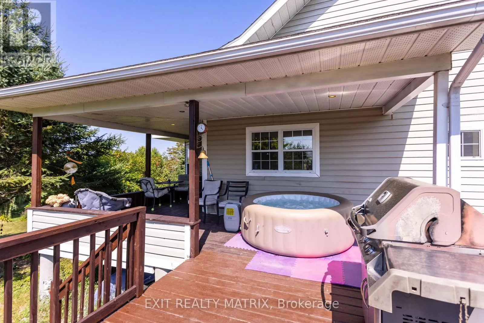 20306 LOCHIEL STREET W