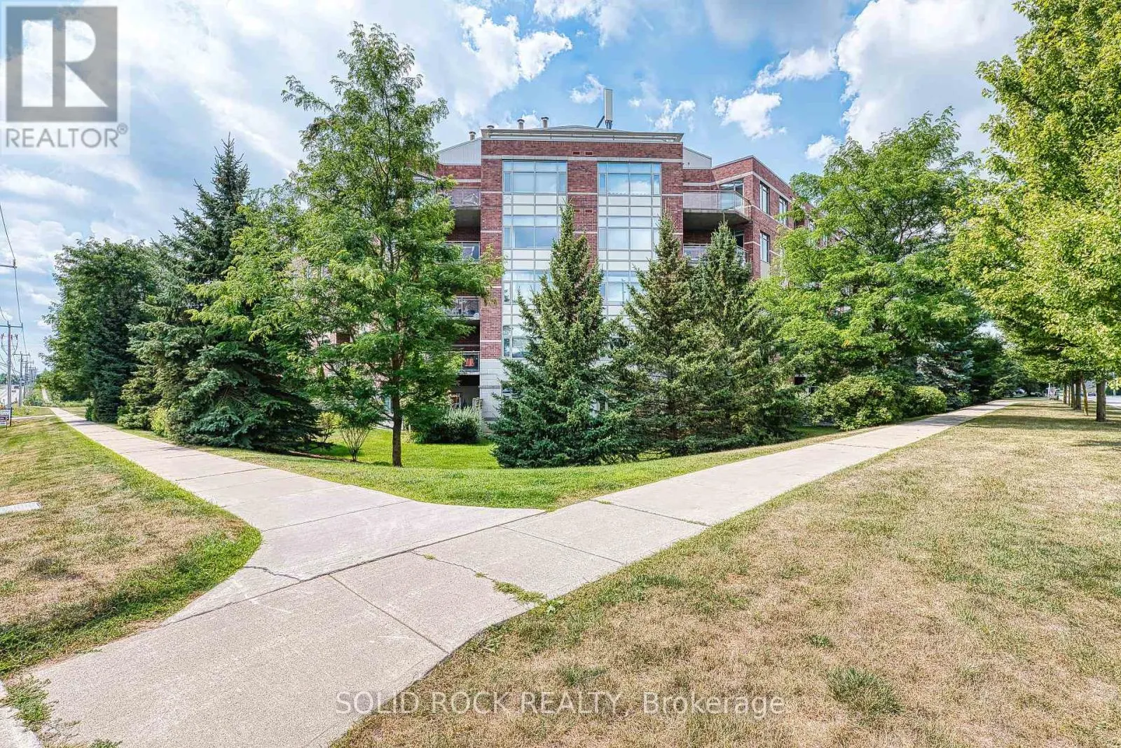 103 - 400 ROMEO STREET N