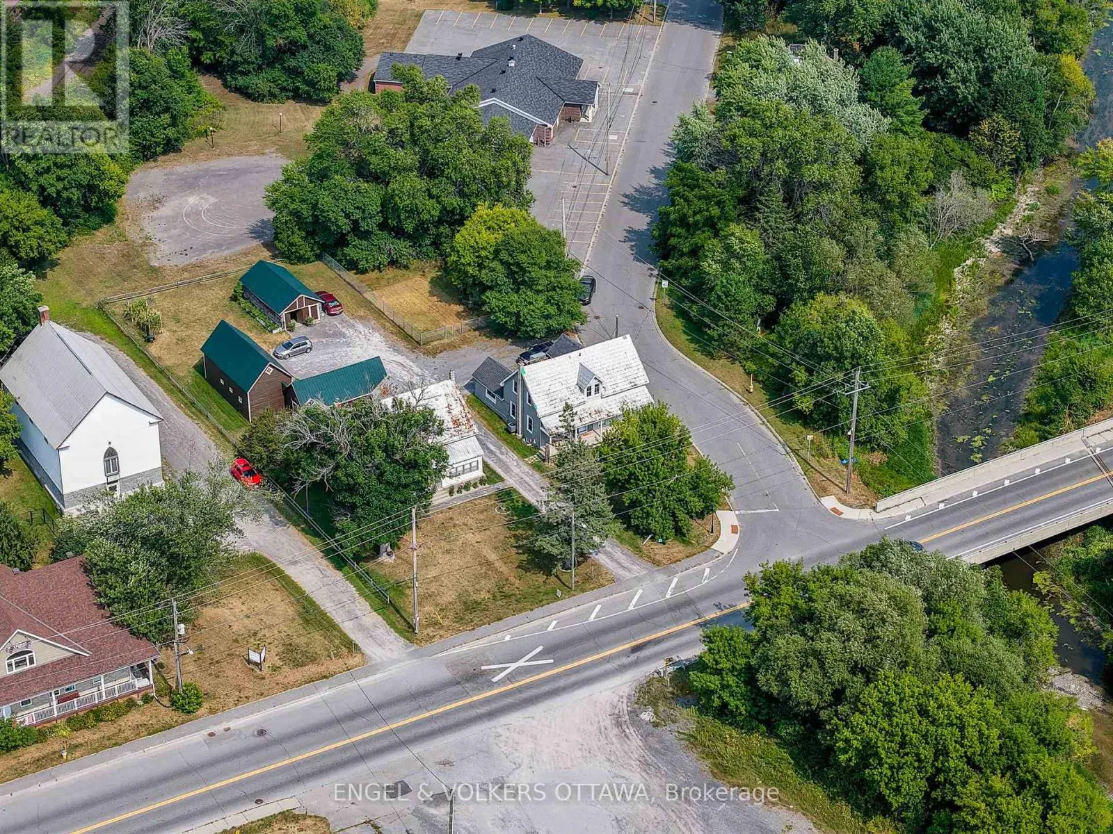 3698 CARP ROAD