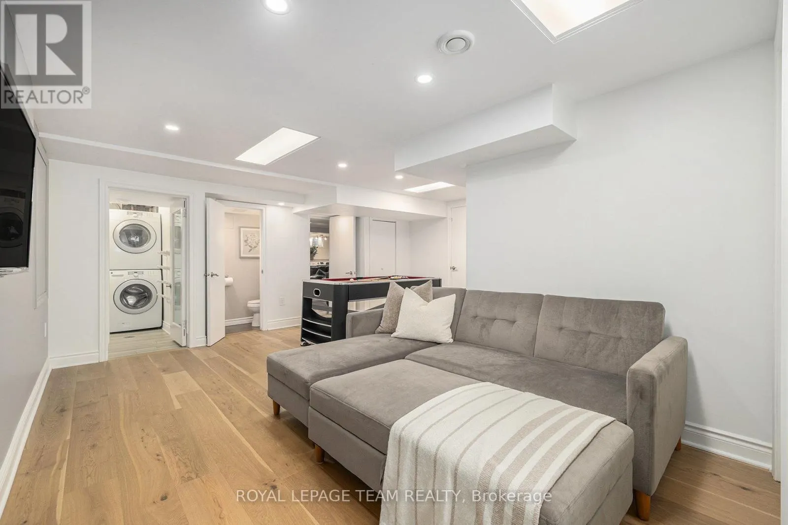 100 QUEENSLINE DRIVE