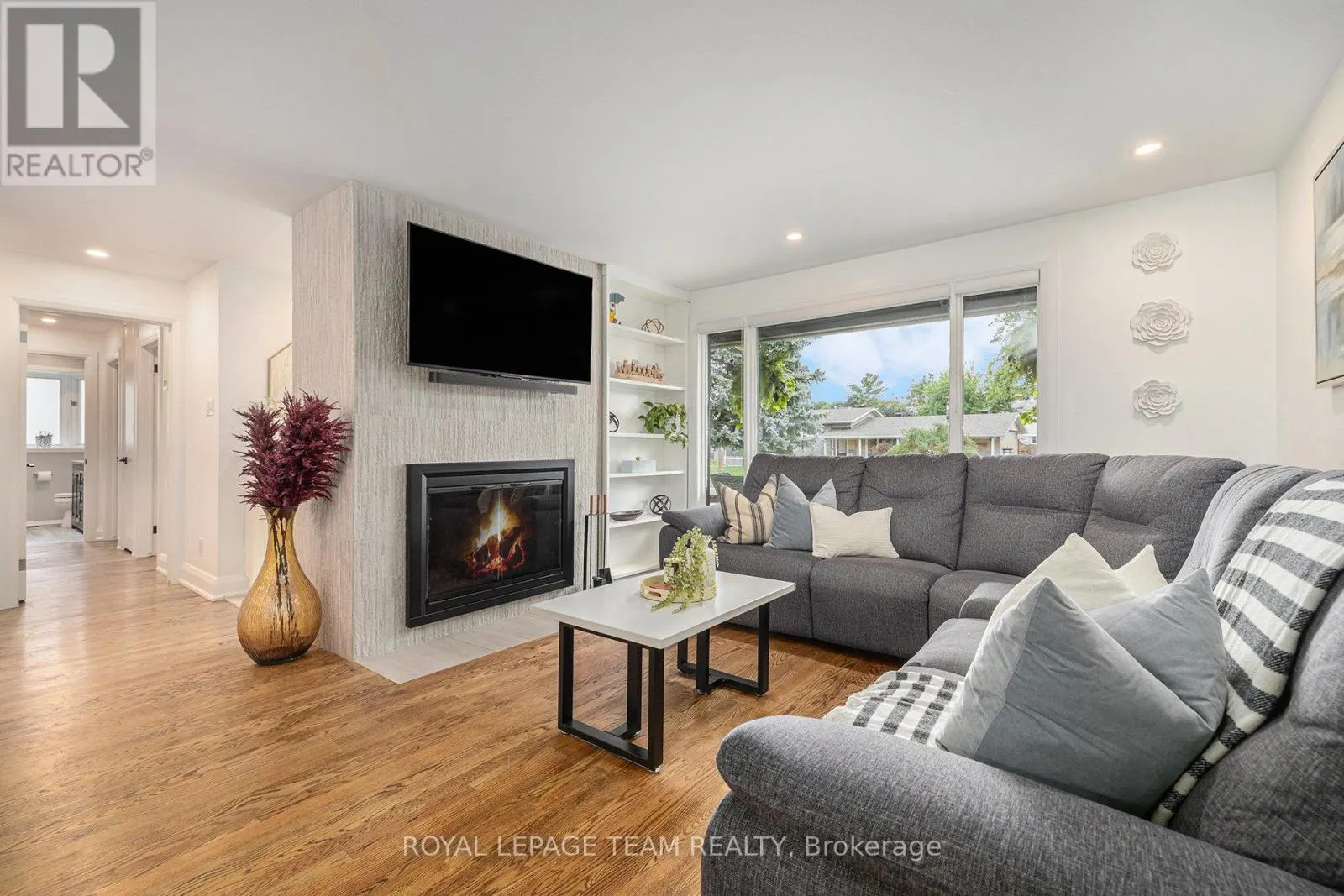 100 QUEENSLINE DRIVE