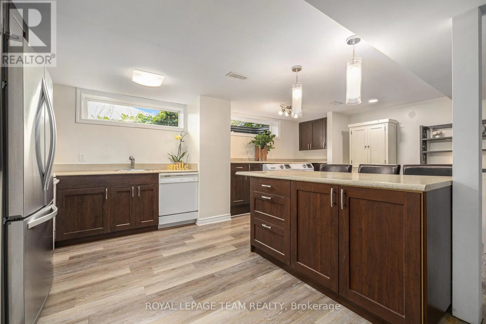 100 QUEENSLINE DRIVE