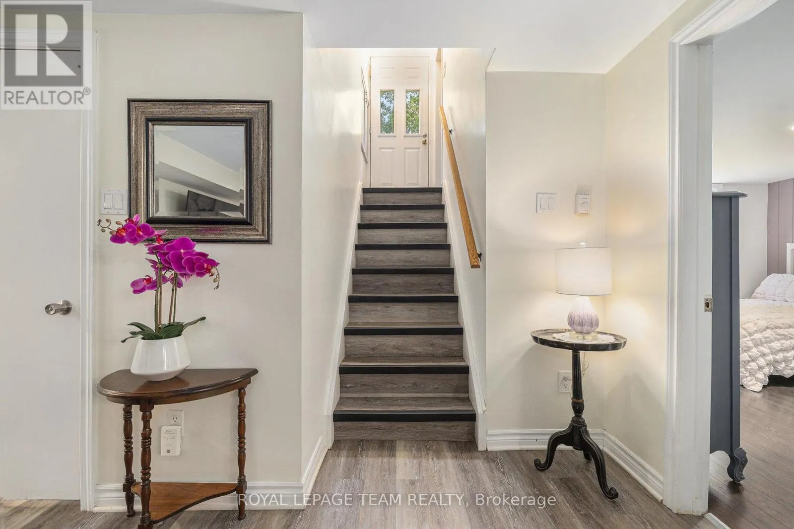 100 QUEENSLINE DRIVE