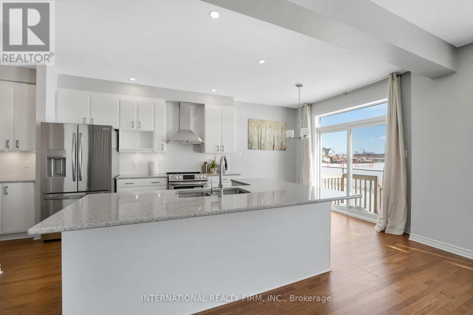 696 MOONFLOWER CRESCENT