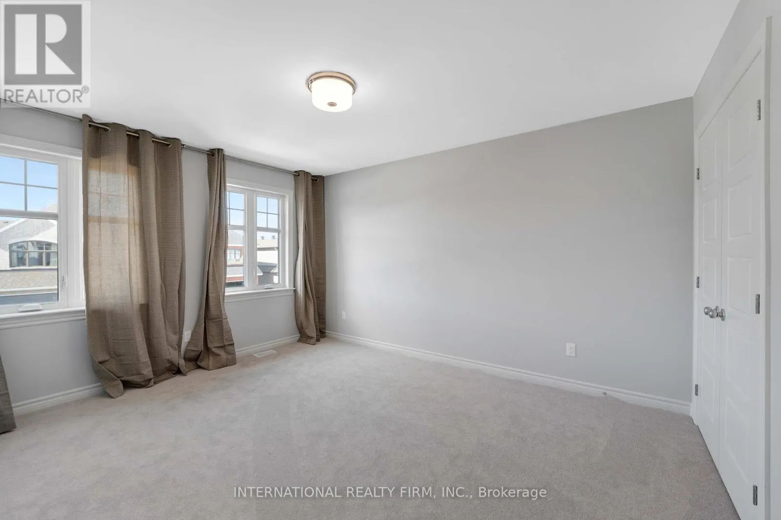 696 MOONFLOWER CRESCENT