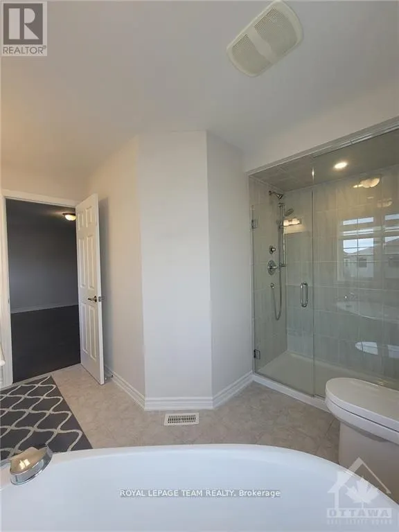 114 BARTONIA CIRCLE