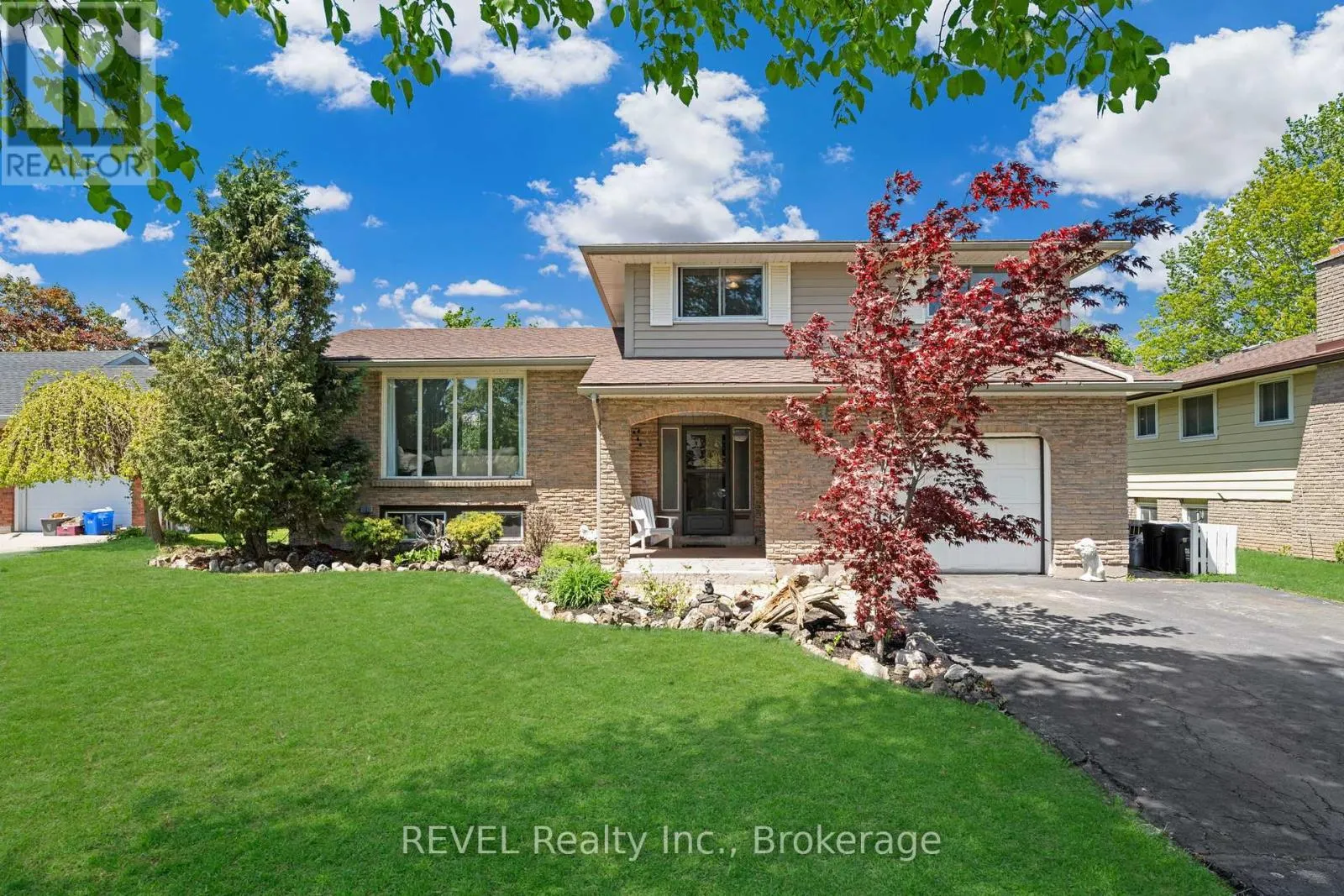 22 MCCOLL DRIVE