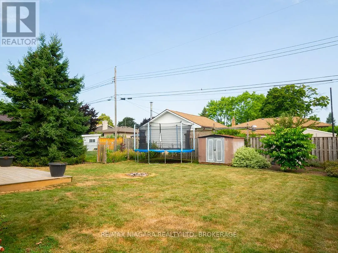 15 MICHAEL DRIVE S