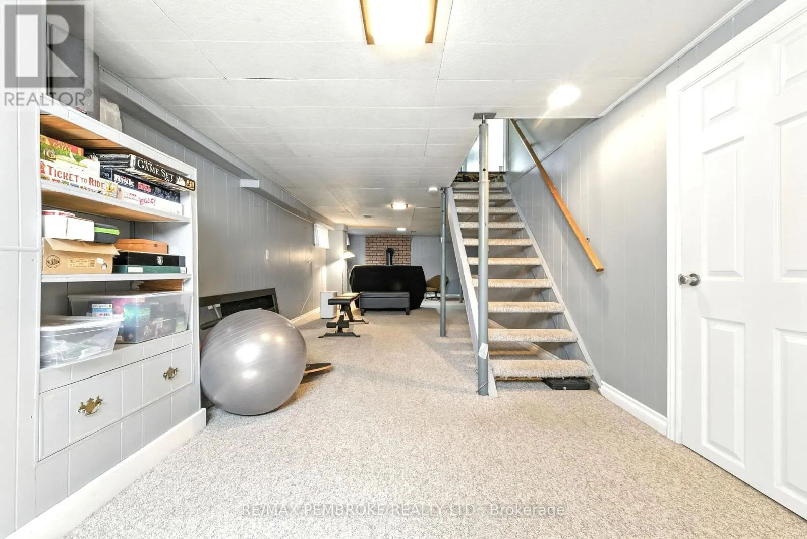 214 GOLF COURSE ROAD