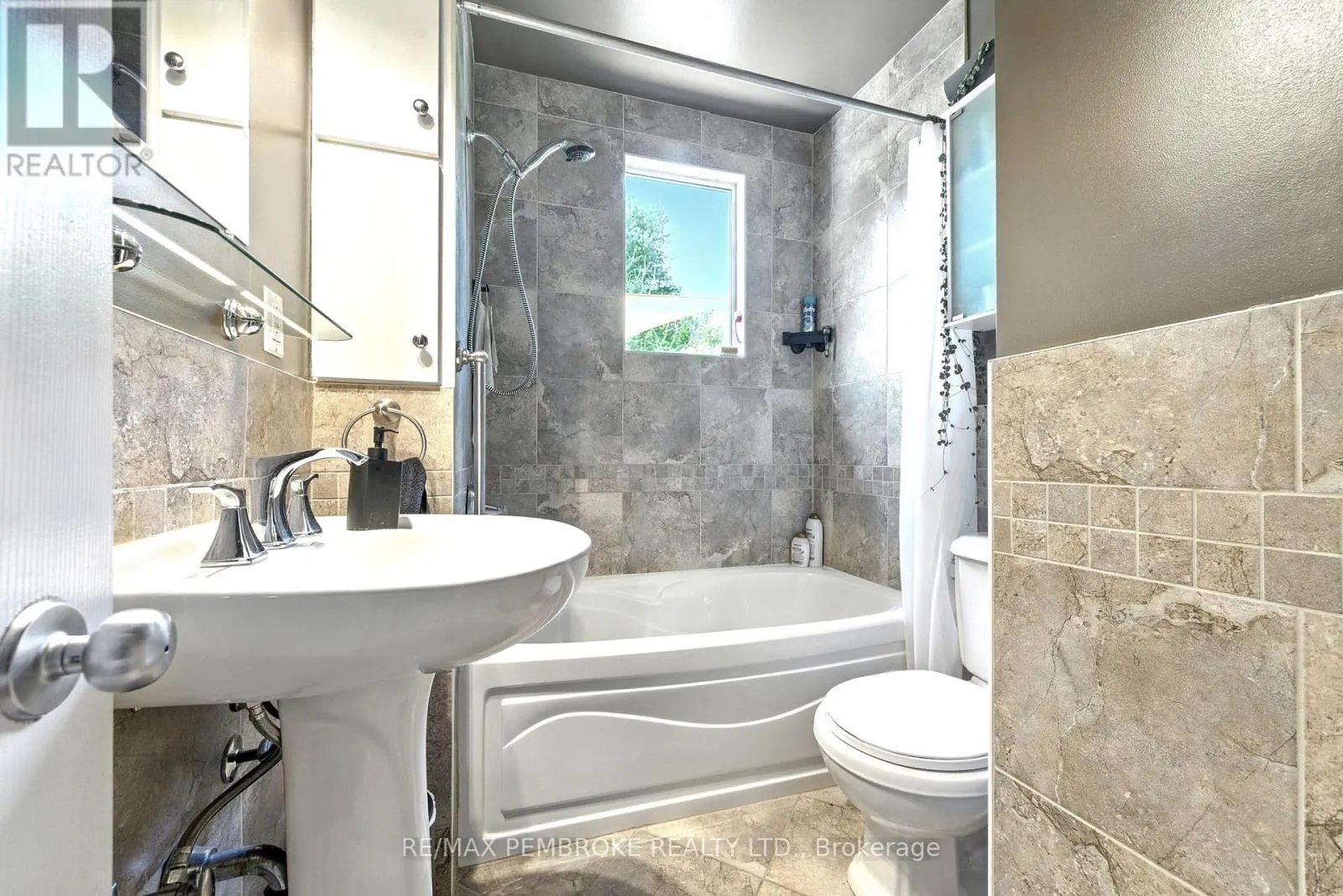 214 GOLF COURSE ROAD