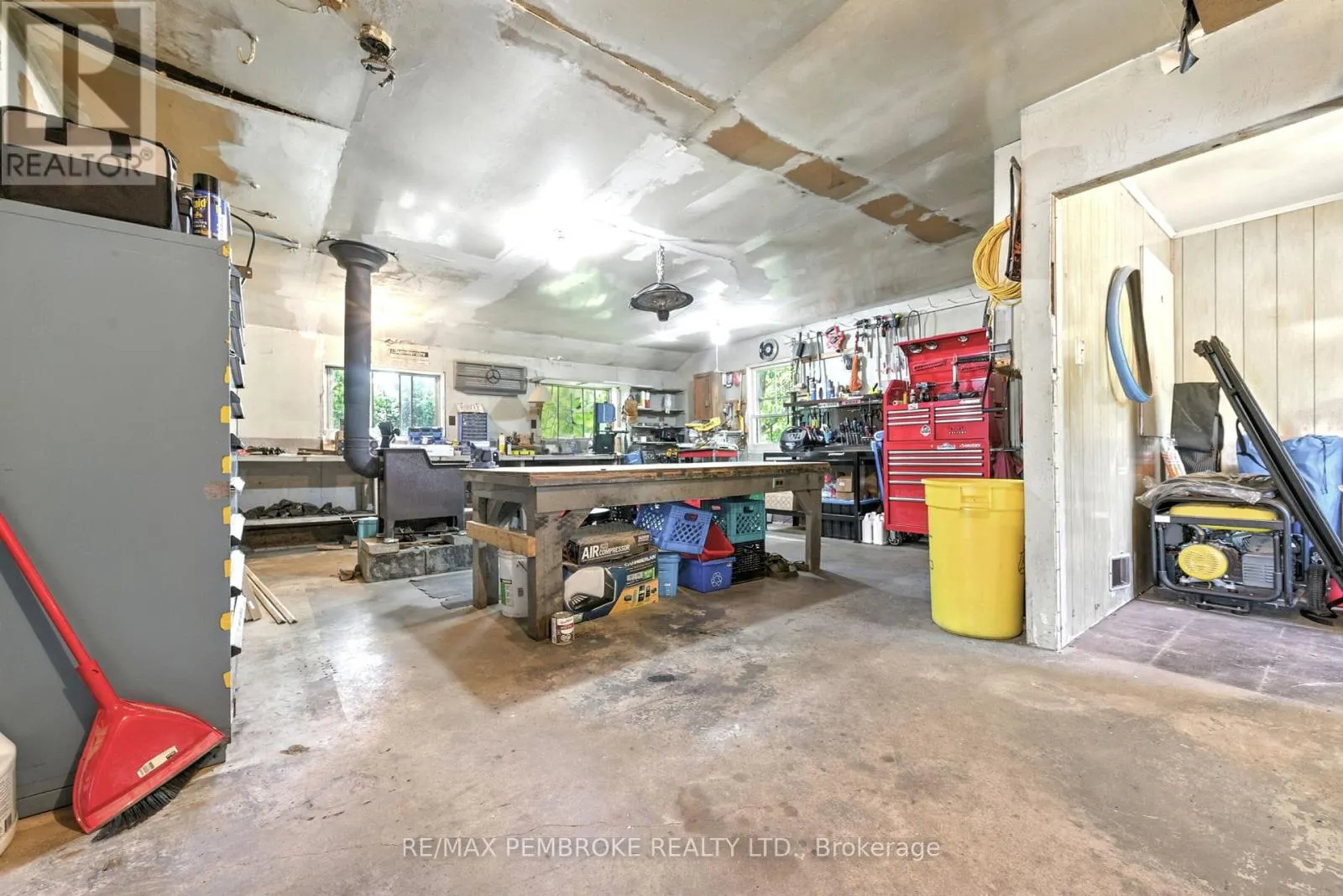 214 GOLF COURSE ROAD