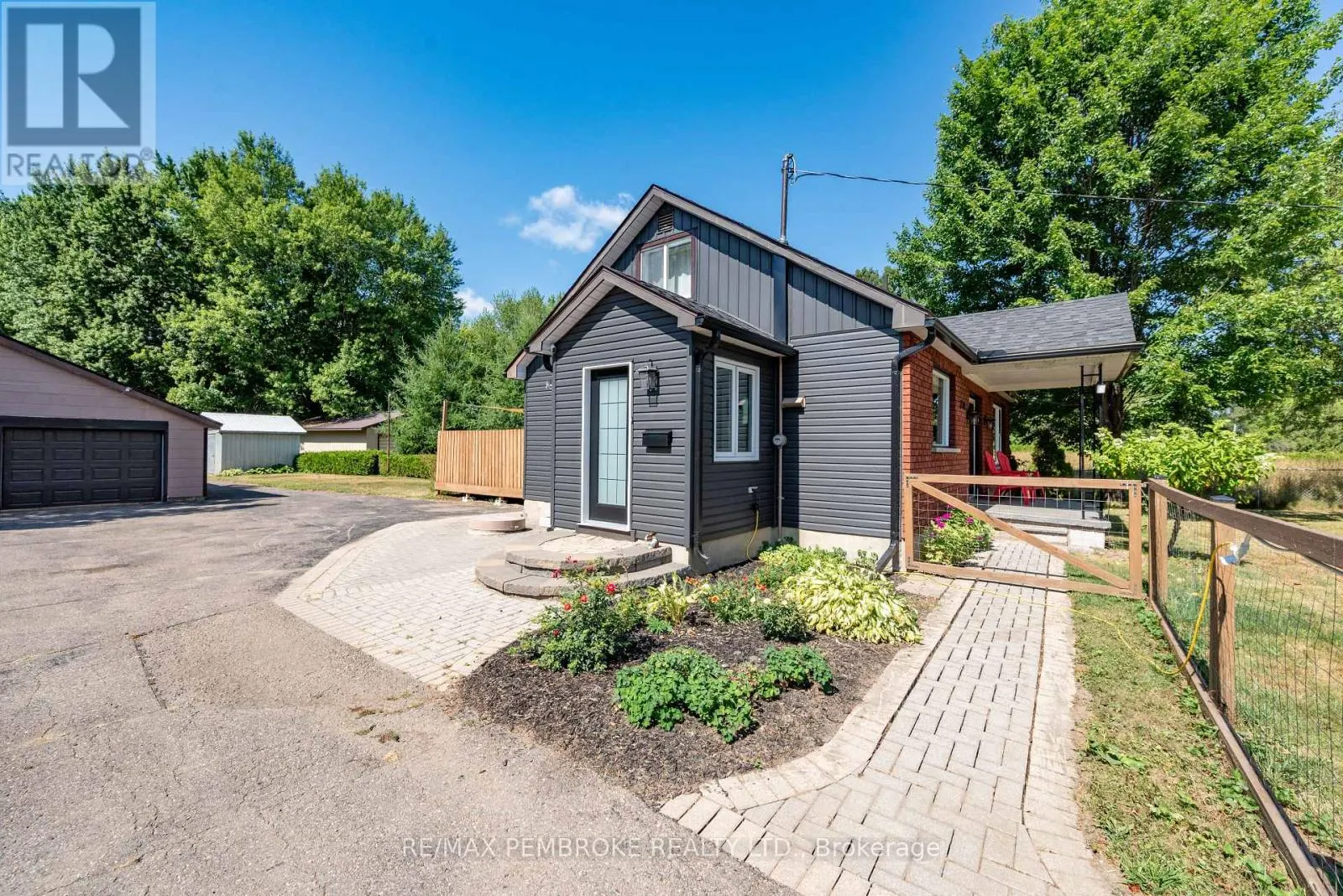 214 GOLF COURSE ROAD
