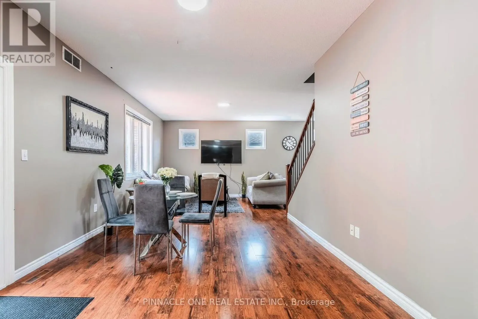 11 HENDERSON COURT