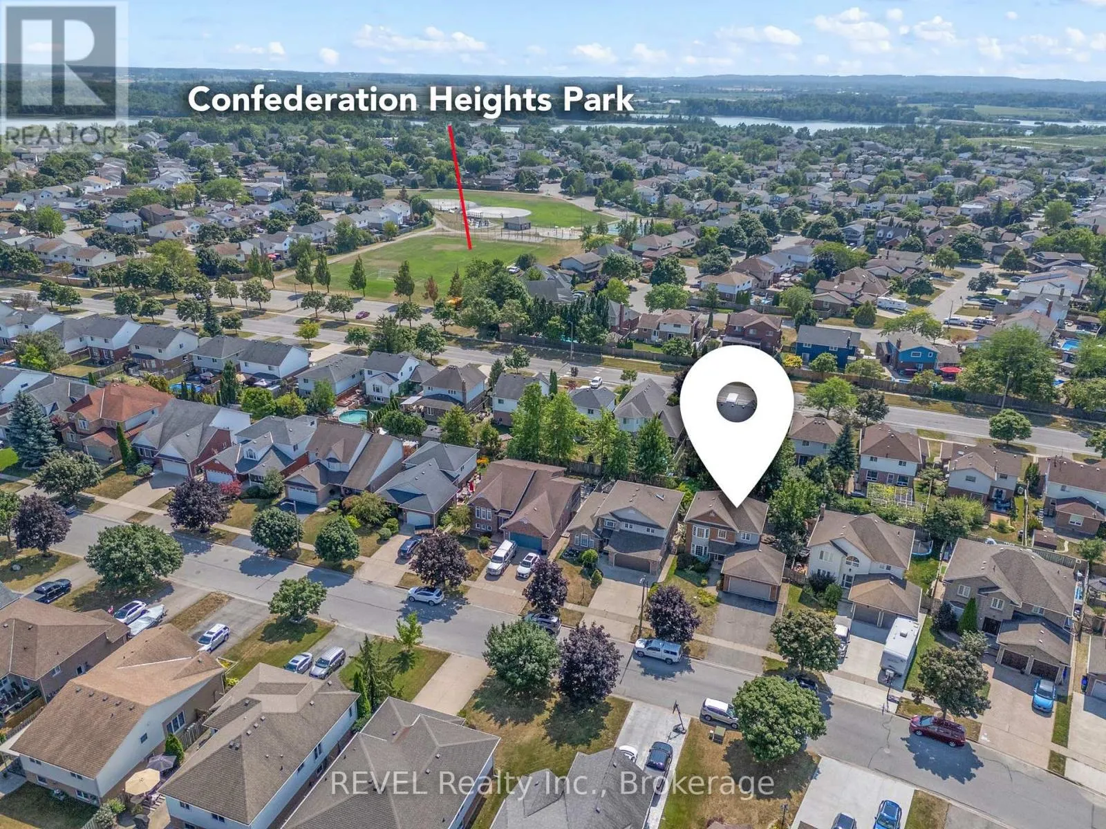 19 CRYSLER CRESCENT