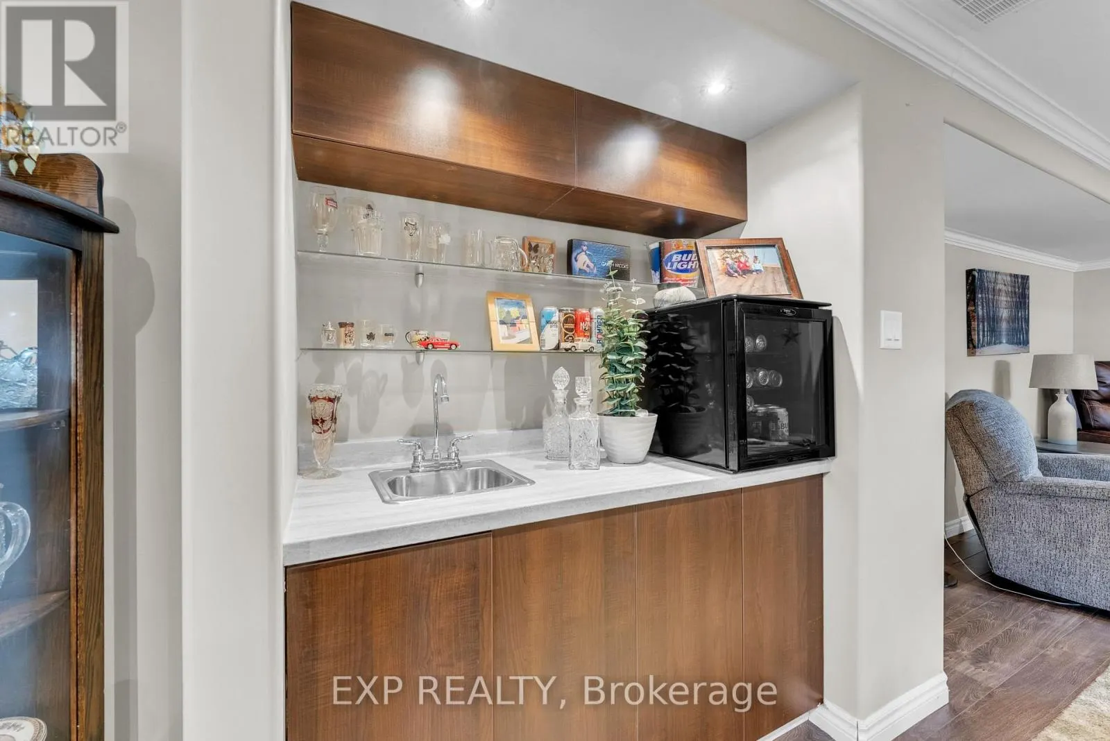 2 - 194 HAIG ROAD, #2