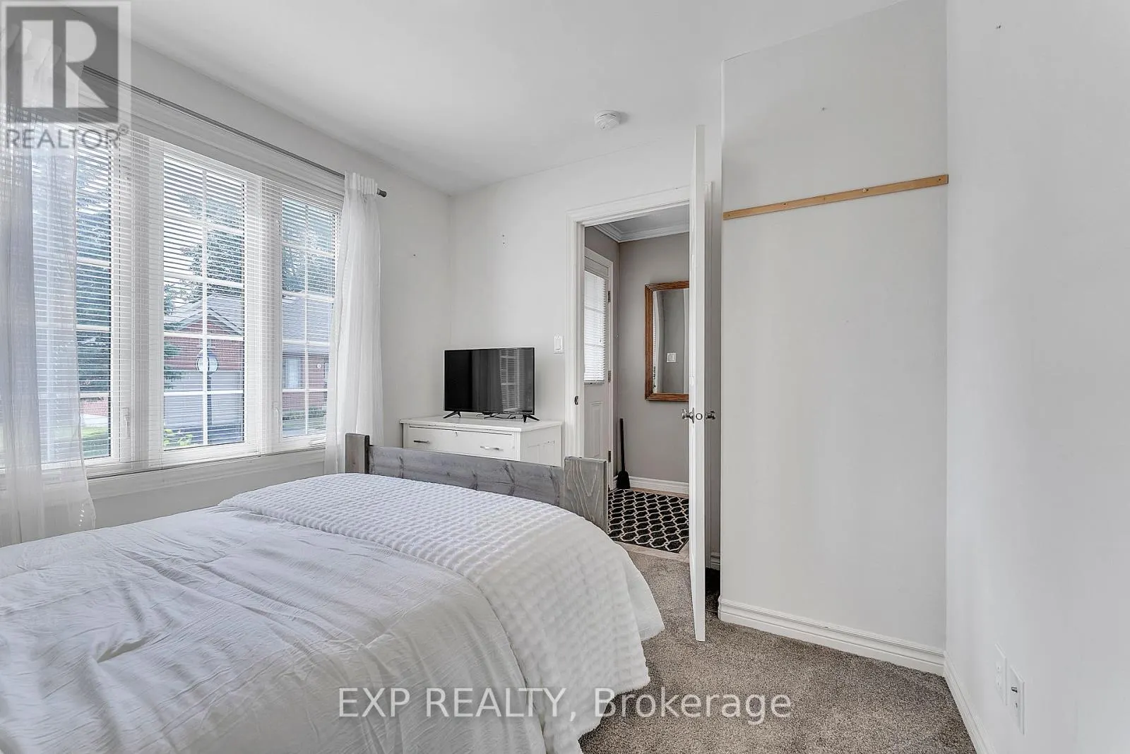 2 - 194 HAIG ROAD, #2