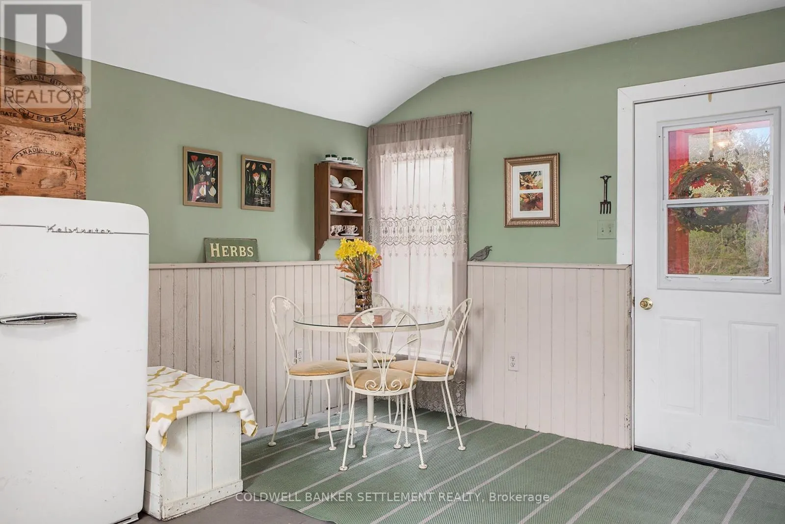 2296 SOUTH LAVANT ROAD