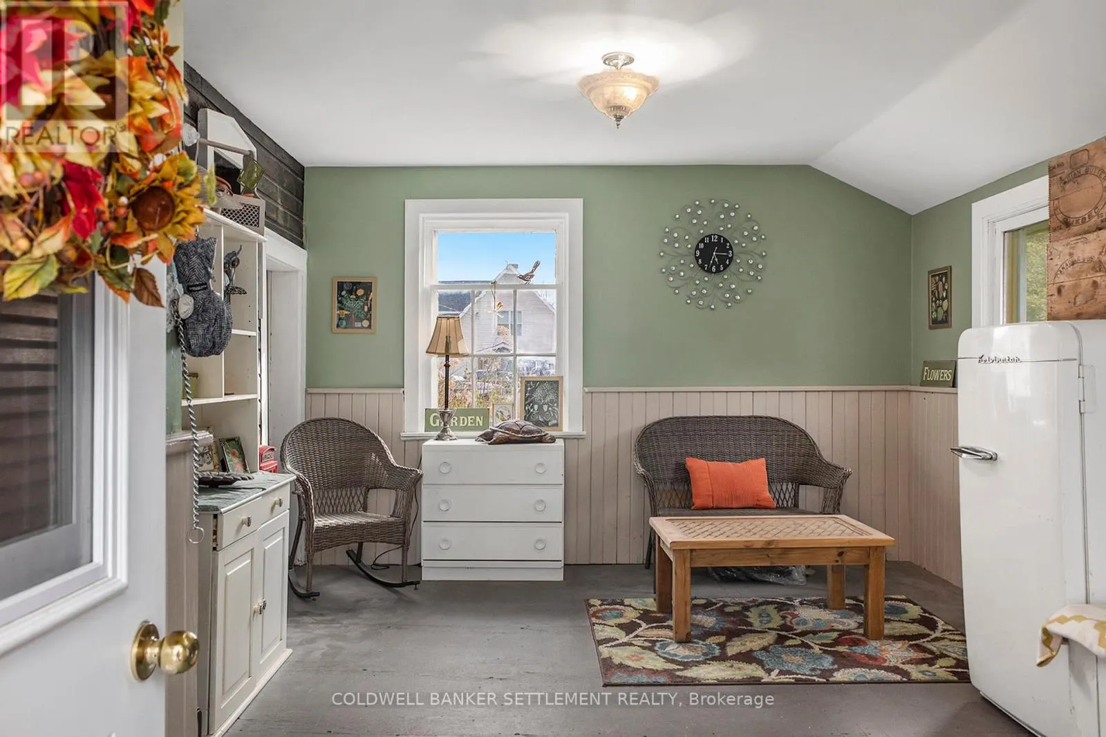 2296 SOUTH LAVANT ROAD