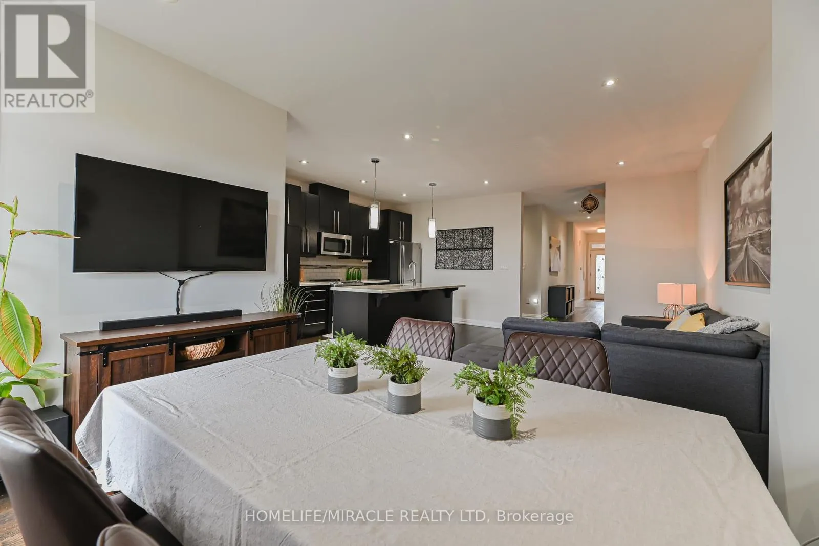 15 - 35 MIDHURST HEIGHTS