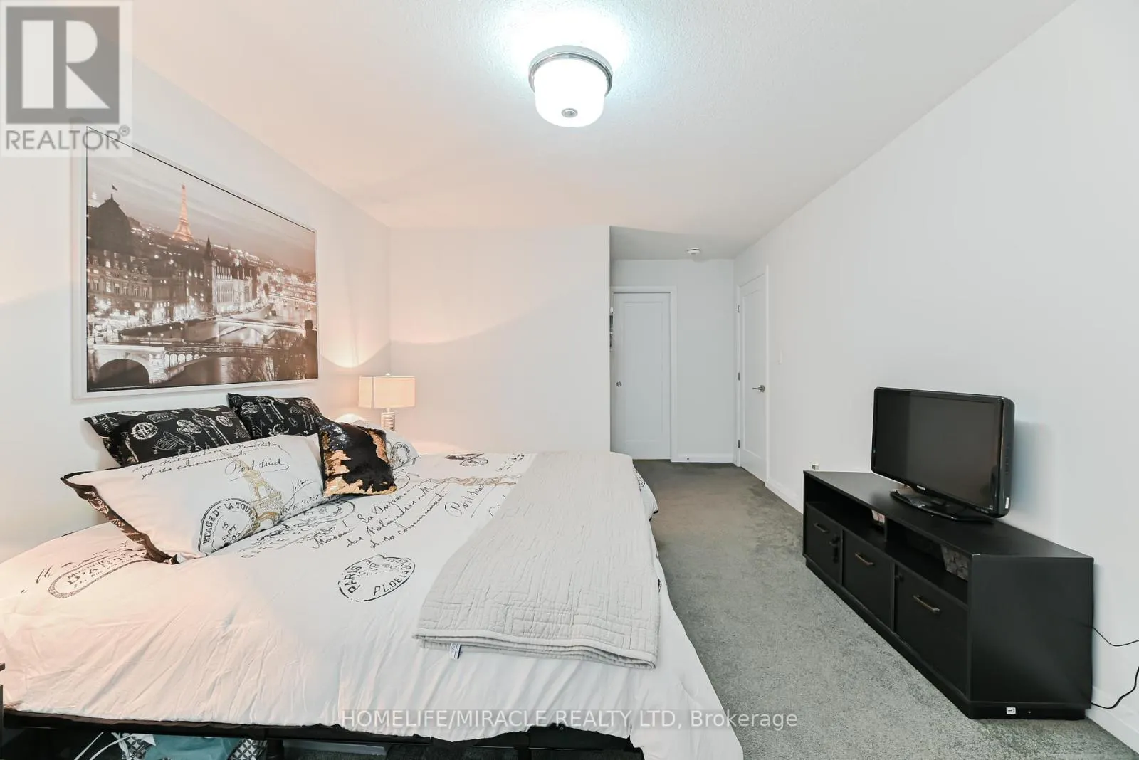 15 - 35 MIDHURST HEIGHTS